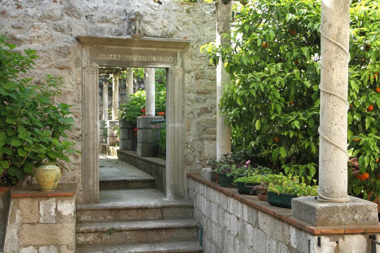 Old Town Garden Apartments Дубровник Екстериор снимка