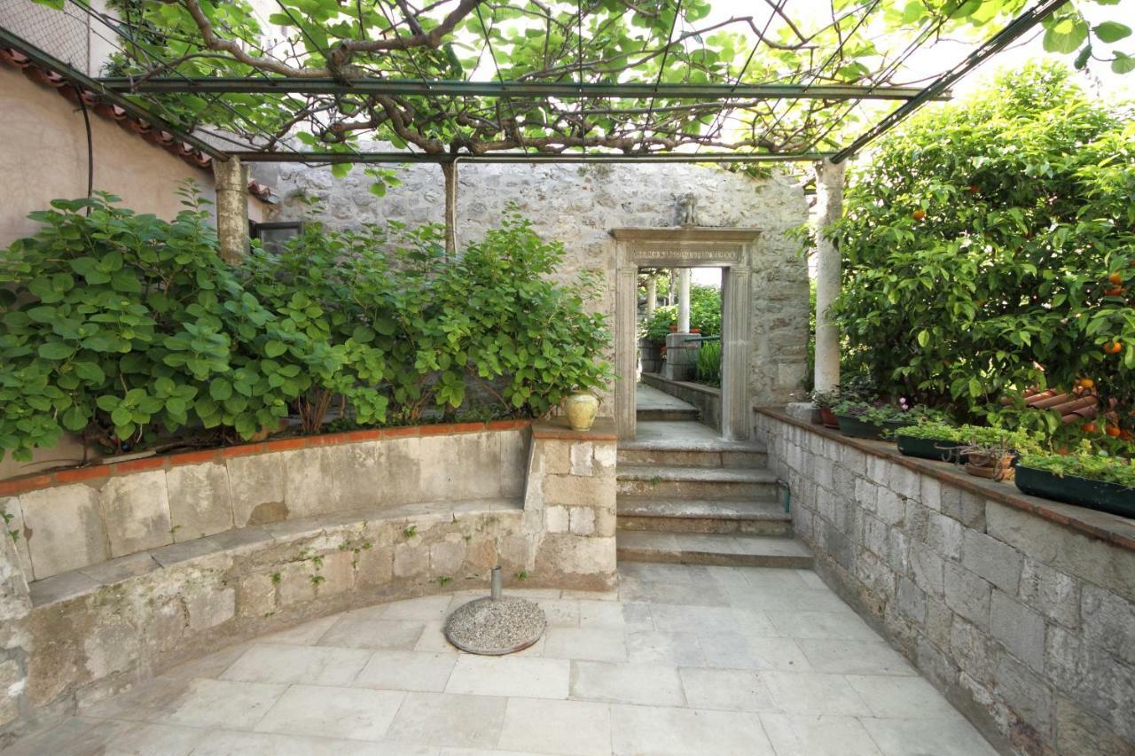 Old Town Garden Apartments Дубровник Екстериор снимка